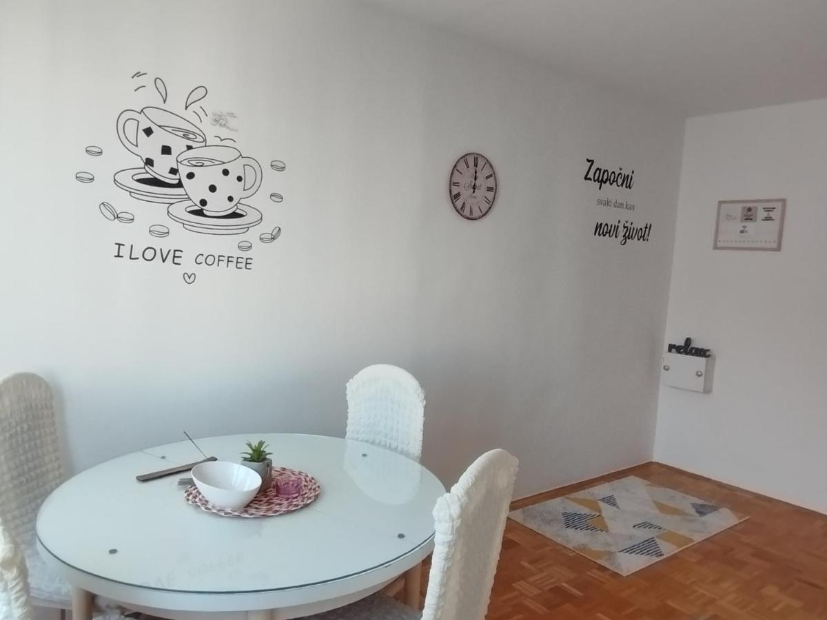 F&s - Novo * Sarajevo
